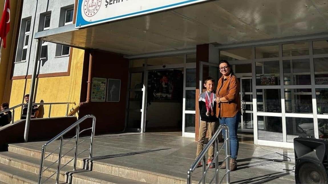 4/C Sınıfı Öğrencimiz Ahmet Kerim Aslan'ın  Gurur Veren Başarısı 